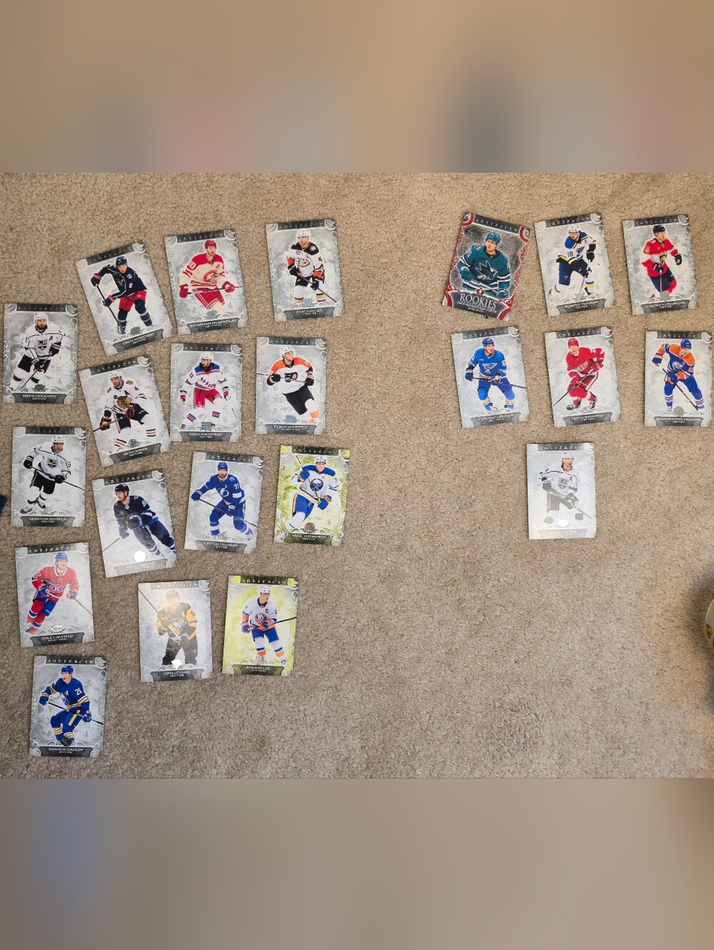 2024-25 Upper Deck Artifacts Hockey set